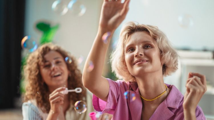 Kepribadian Ekstrovert Vs. Introvert, Kamu Tipe yang Mana?
