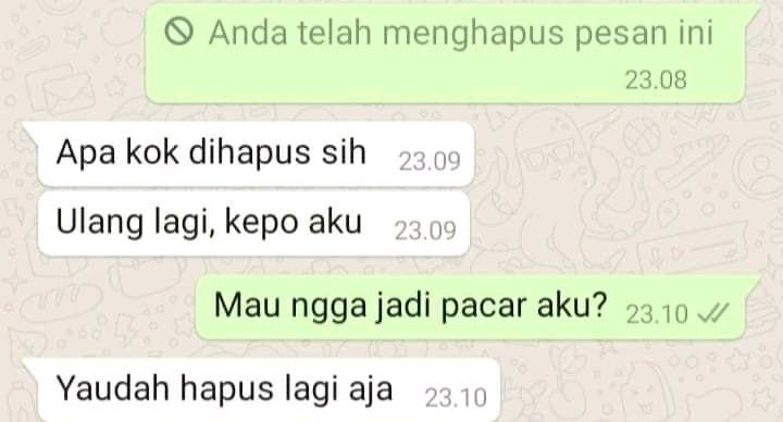 9 Pengalaman 'Ngebadut' Orang-Orang yang Cintanya Bertepuk Sebelah Tangan. Kasihan tapi Kocak Juga