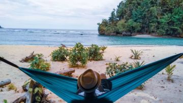 Keunikan dan Pesona Pantai Nunuhu di Pulau Morotai yang Masih Relatif Sepi Turis