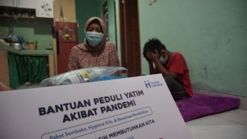 Human Initiative Berikan Beasiswa untuk Anak Yatim dan Piatu Akibat Pandemi Covid-19 di Lima Provinsi