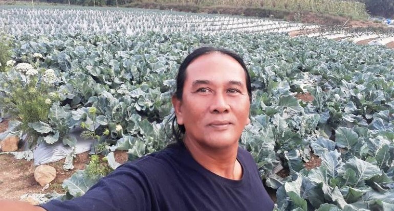 Jarang Muncul di Dunia Hiburan, 6 Artis ini Putuskan Jadi Peternak dan Petani. Investasi Masa Depan! 7 Jarang Muncul di Dunia Hiburan, 6 Artis ini Putuskan Jadi Peternak dan Petani. Investasi Masa Depan!