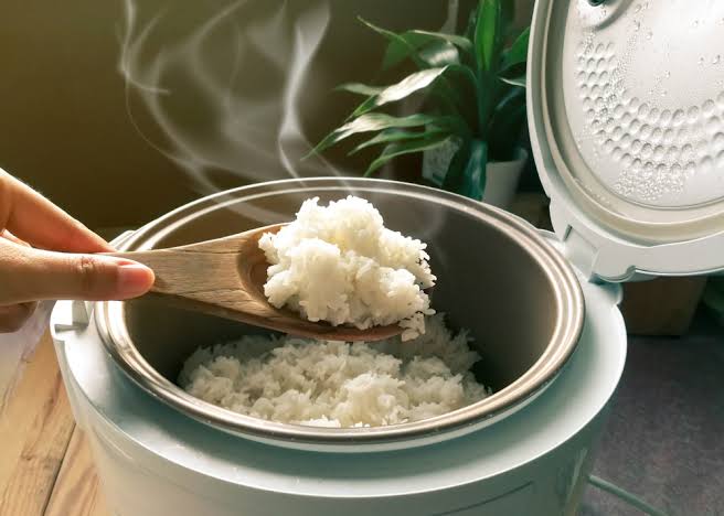 Penyebab nasi kering di rice cooker