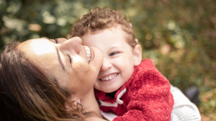 #KompetisiYoungMom-Nak, Kehadiranmu Memberikan Sejuta Pengalaman Berharga bagi Ibu