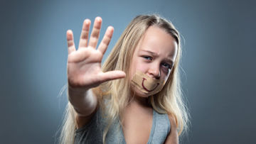 #KesehatanMental – Ini 5 Alasan Kenapa Kita Harus Berhenti Dari Aksi Bullying Apapun Bentuknya!