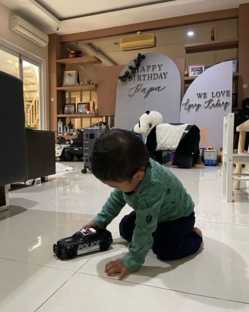 Arief Muhammad Terapkan Aturan Soal Belikan Mainan Untuk Anaknya. Sebulan Cuma Boleh Beli 1 Mainan