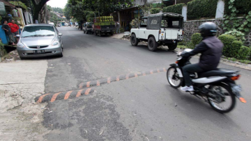 Katanya Polisi Tidur itu Polisi Paling Baik dan Jujur, Nyatanya Nggak Selalu Begitu Juga