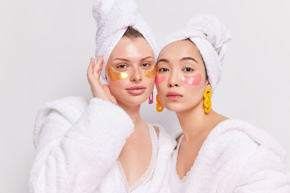 Jangan Terjebak dengan 5 Klaim Skincare yang Digaungkan Banyak Iklan ini. Ini Alasannya