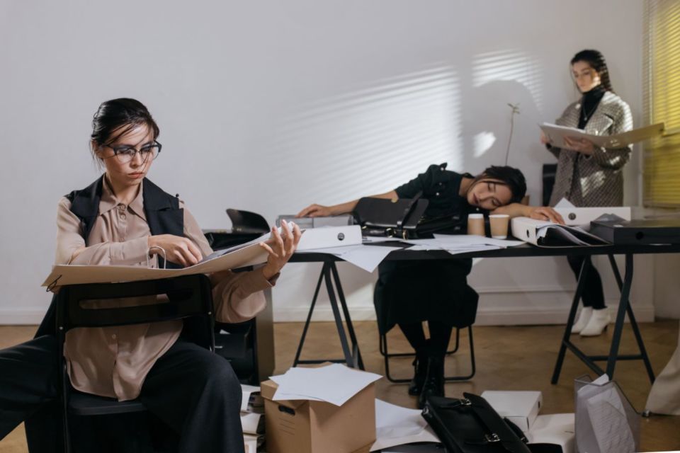 Monday Blues: Libur Akhir Pekan Bikin Susah Kerja di Hari Senin. Nyata atau Cuma Alasan Malas Aja?