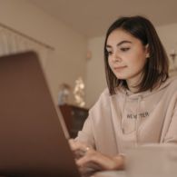 5 Tips Mengatur Waktu Saat WFH