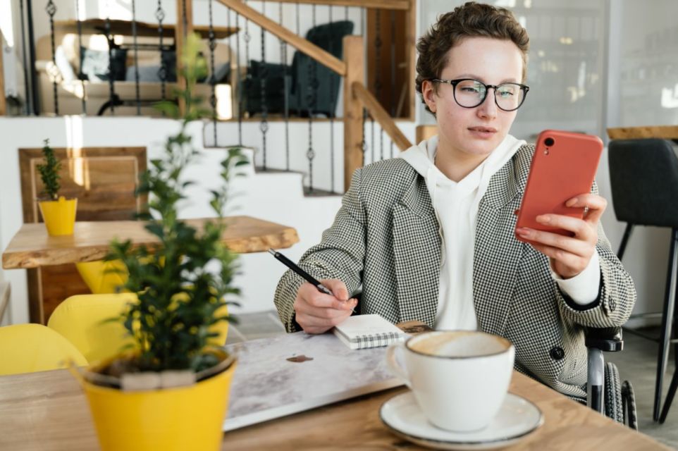Kalau Mau Tahu, Ini 6 Jenis Insecure yang Sering Melanda Ibu Rumah Tangga