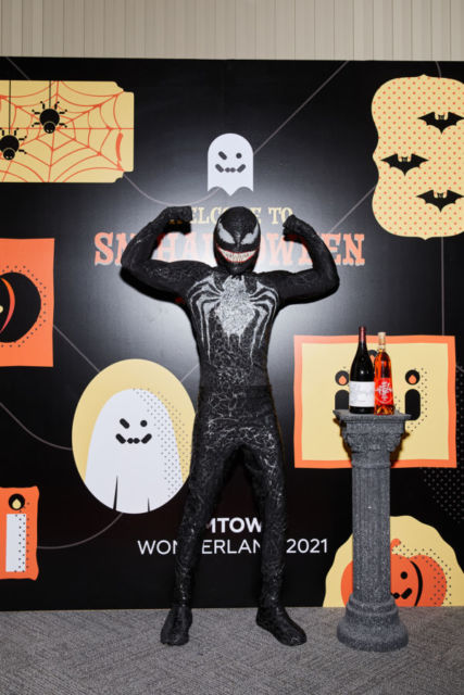 Parade 15 Kostum Artis SM Entertainment di Acara Halloween SM Wonderland 2021. Totalitas!