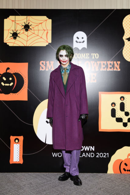 Parade 15 Kostum Artis SM Entertainment di Acara Halloween SM Wonderland 2021. Totalitas!