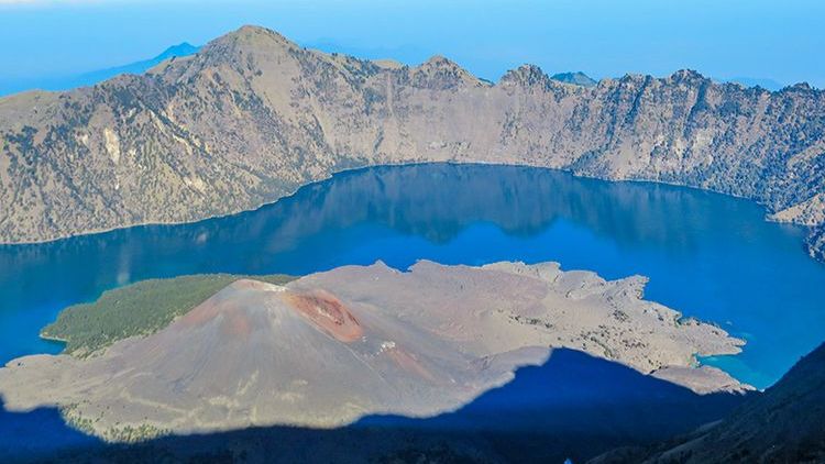 Pesona Gunung Rinjani yang Wajib Kamu Ketahui