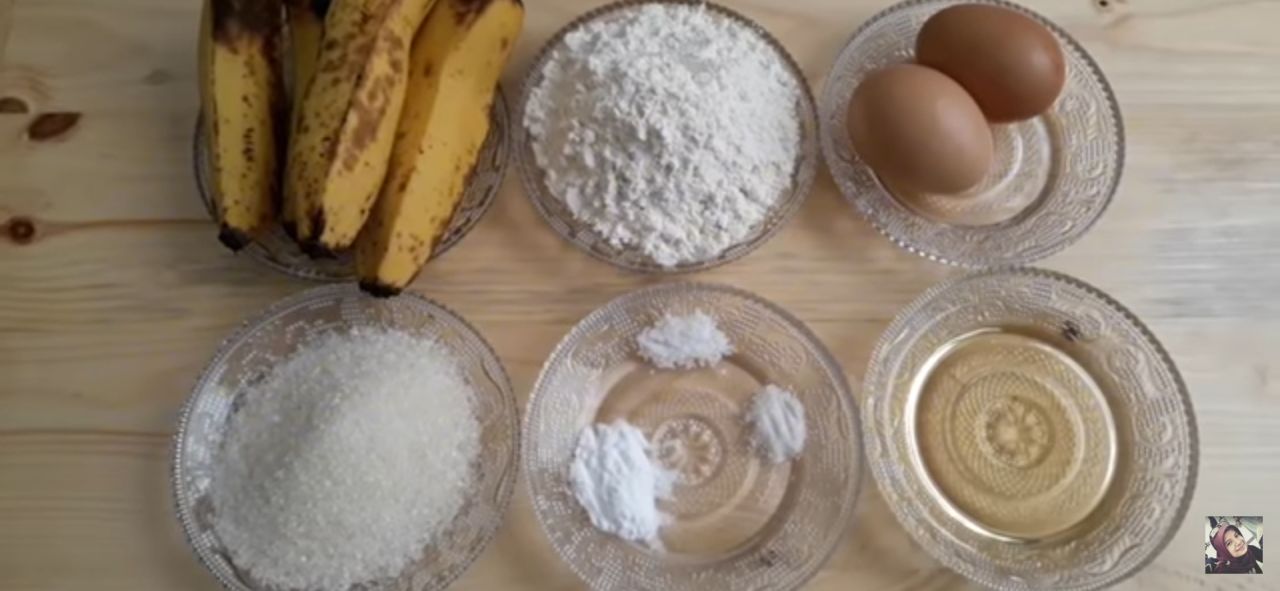 Cara Membuat Bolu Pisang Kukus Tanpa Mikser dengan Takaran Sendok 17 Cara Membuat Bolu Pisang Kukus Tanpa Mikser dengan Takaran Sendok
