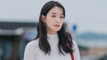 Berani Speak Up ala Yoon Hye Jin, Karakter Shin Min Ah di Drakor Hometown Cha Cha Cha