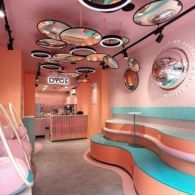 Ingin Usaha Kafe mu Hits di Media Sosial? 5 Tips Ini Cocok Diterapkan untuk Membangun Branding Kafe mu Melalui Desain Interiornya!