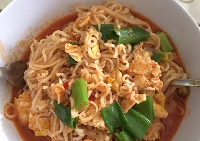 Bumbu mie rebus buatan sendiri