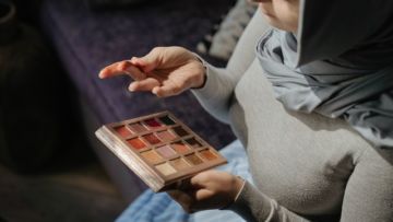 5 Kosmetik Lokal Ini Wajib Banget Kamu Coba
