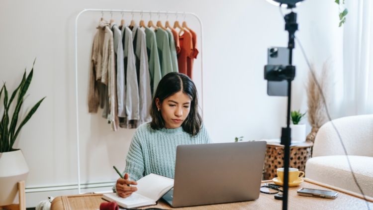 Simak Hal yang Perlu Kamu Miliki Jika Ingin Menjadi Content Creator
