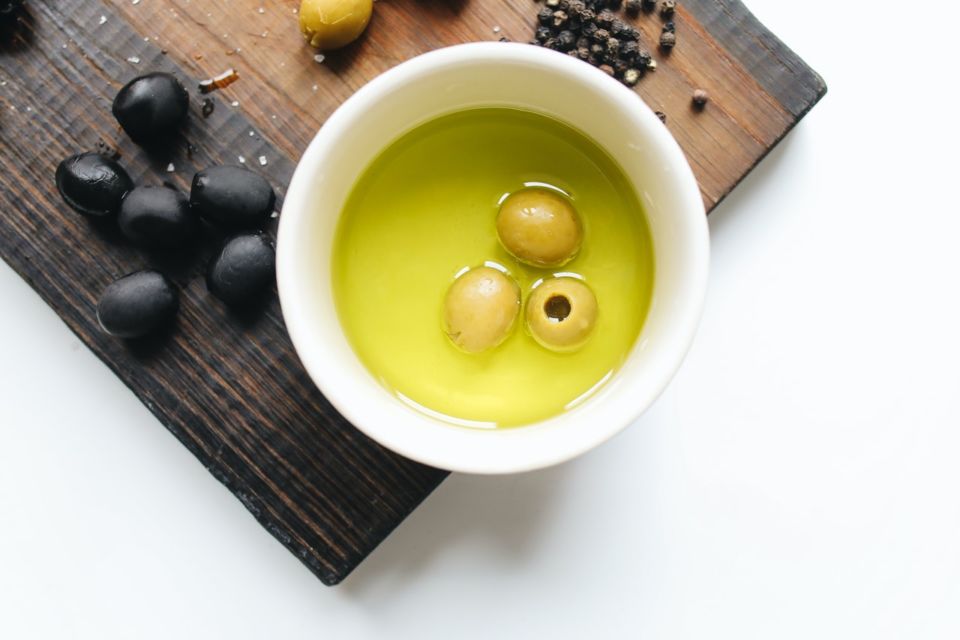 6 Cara Membersihkan Wastafel Cuci Piring dengan Bahan Dapur. Kotoran Luntur~