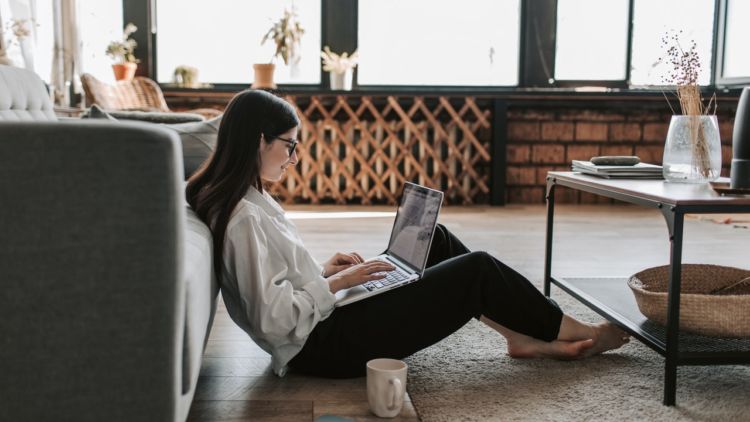 5 Tips Kuliah Daring Anti Boring. Dijamin Kuliah Menjadi Lebih Menyenangkan!