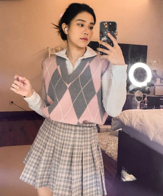 8 Ide Busana ala Jessica Jane yang Simpel dan Feminin 22 8 Ide Busana ala Jessica Jane yang Simpel dan Feminin