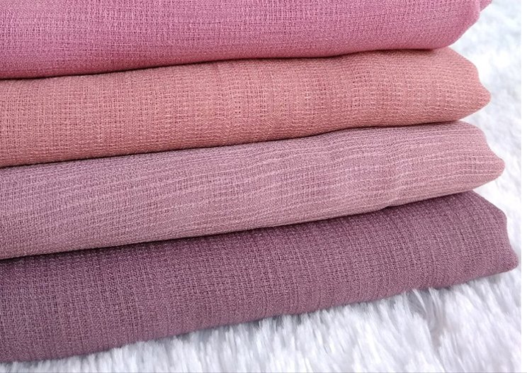 6 Bahan Hijab yang Wajib Dimiliki Pemula karena Mudah Dibentuk