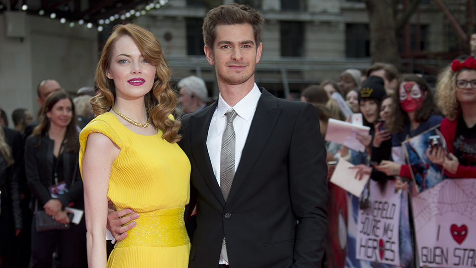 Artis Hollywood yang Terlibat Cinta Lokasi, Ada yang Sampai Menikah