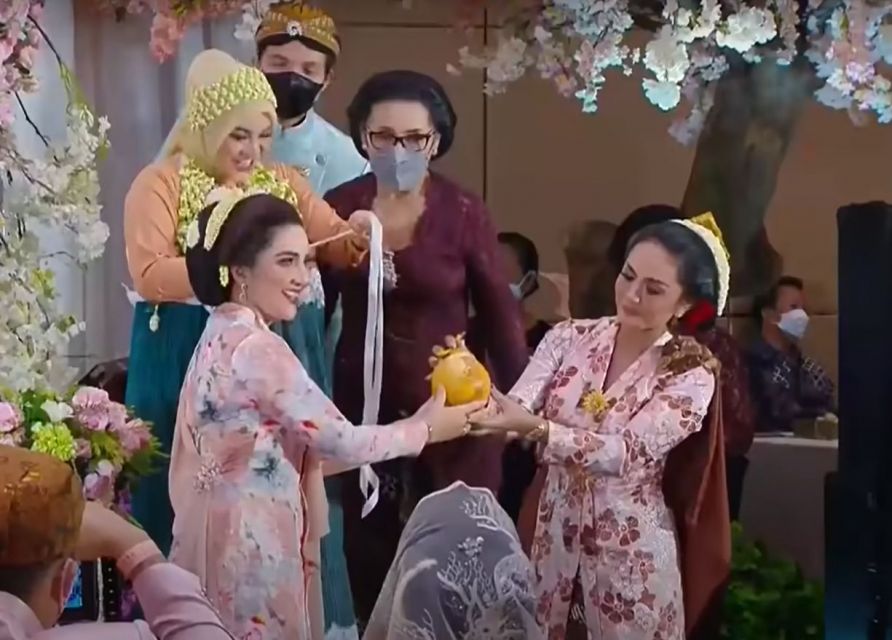 Momen 7 Bulanan Aurel Hermansyah yang Penuh Kebahagiaan