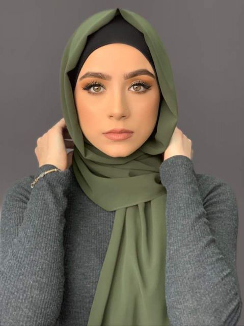 6 Bahan Hijab yang Wajib Dimiliki Pemula karena Mudah Dibentuk