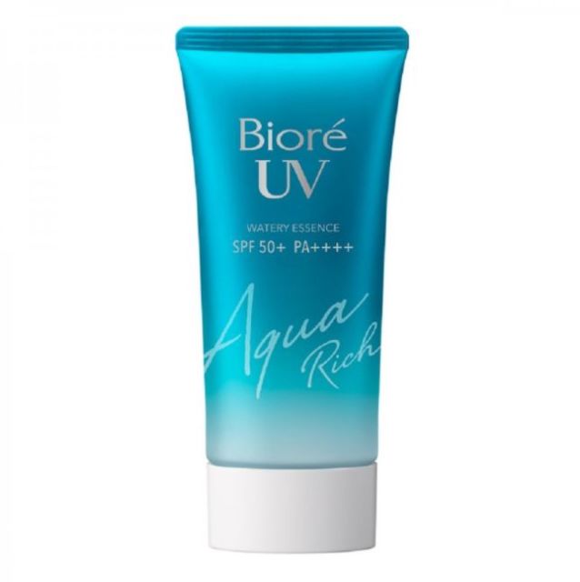6 Rekomendasi Sunscreen Waterproof. Tahan Air, Hempas Keringat dan Guyuran Hujan
