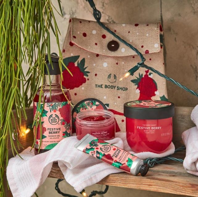 7 Ide Paket Makeup atau Skincare yang Cocok untuk Kado Natal