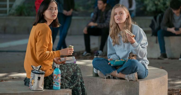 Bisa Bikin Kita Peduli, 9 Film Tentang Perundungan ini Harus Kamu Tonton. Cobain Deh! 24 Bisa Bikin Kita Peduli, 9 Film Tentang Perundungan ini Harus Kamu Tonton. Cobain Deh!
