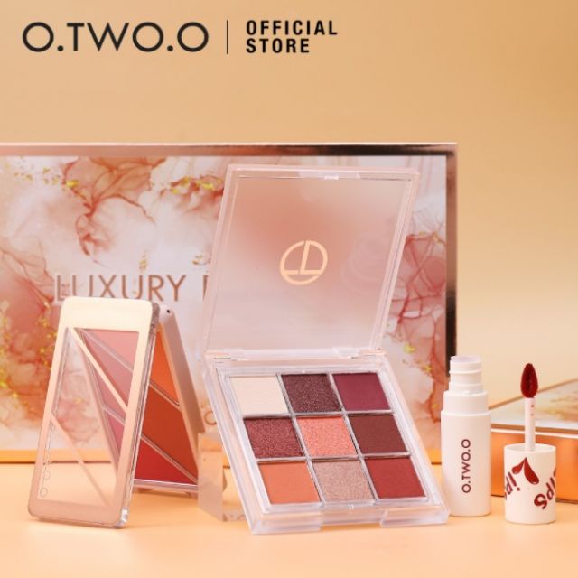 7 Ide Paket Makeup atau Skincare yang Cocok untuk Kado Natal