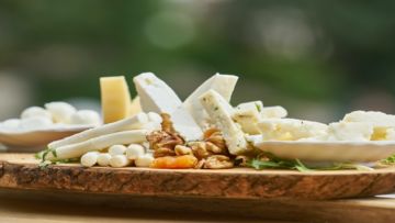 Yuk, Kenali 5 Jenis Keju Terkenal Lainnya Selain Mozarella dan Cheddar!