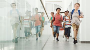 Sekolah dan Aktif Organisasi? Ini Dia 5 Tips Agar Seimbang Antara Akademik dan Nonakademik!