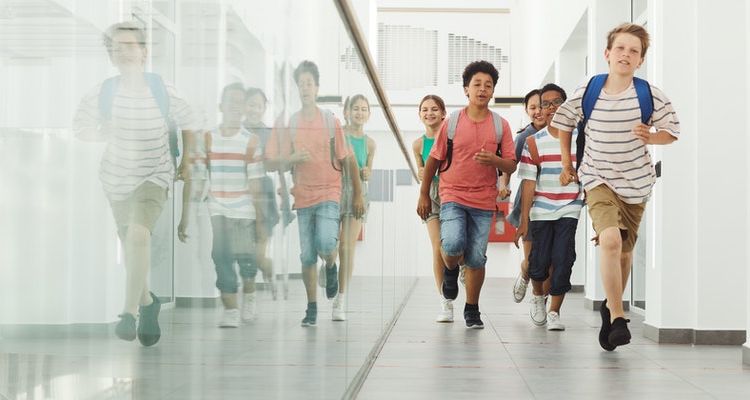 Sekolah dan Aktif Organisasi? Ini Dia 5 Tips Agar Seimbang Antara Akademik dan Nonakademik!