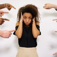 Mirisnya Kekerasan Verbal Pada Perempuan yang Kini Bertransformasi Menjadi Kekerasan Verbal Digital