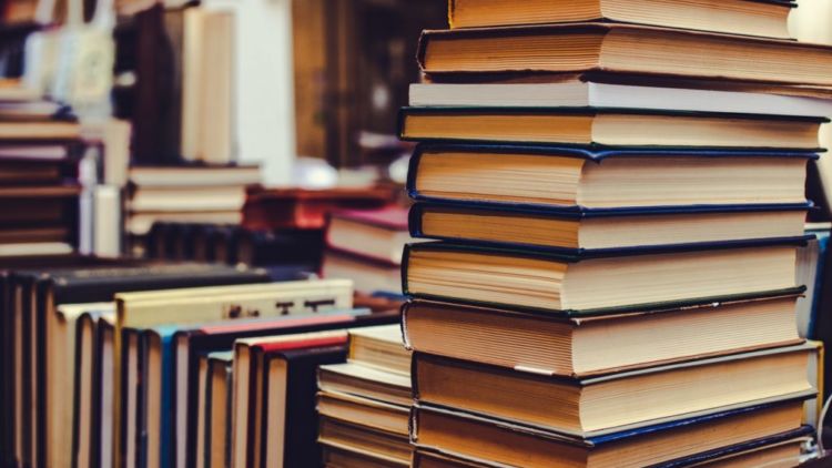 Mengenal Pelestarian Bahan Pustaka Dengan Enkapsulasi, Bleaching dan Laminasi Pada Perpustakaan Nasional Indonesia