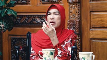 Dorce Gamalama Beri Pesan Ingin Dimakamkan sebagai Perempuan, Berikut Alasannya