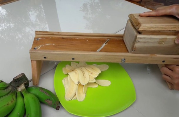 cara membuat keripik pisang