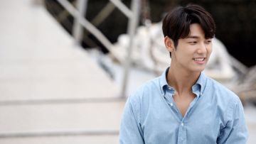 Paket Komplit, Inilah 6 Karakter Terbaik Dr. Kwak Hyun dalam Drama Hospital Ship