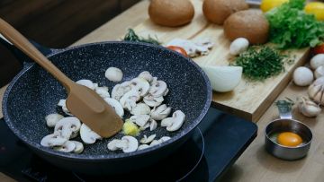 Punya Stok Jamur Kancing Berlimpah di Rumah? Yuk, Diolah Jadi Menu Makanan Bintang Lima!