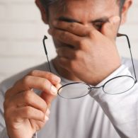 5 Tips Mengatasi Mata Gatal. Beda Penyebab, Beda Pula Penanganannya