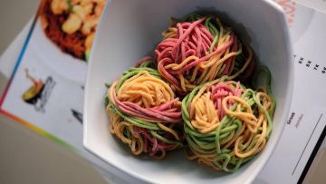 Resep Mie Sayur Pelangi, Sehat dan Praktis Proses Membuatnya