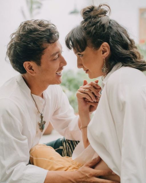 Nadine Chandrawinata dan Dimas Anggara