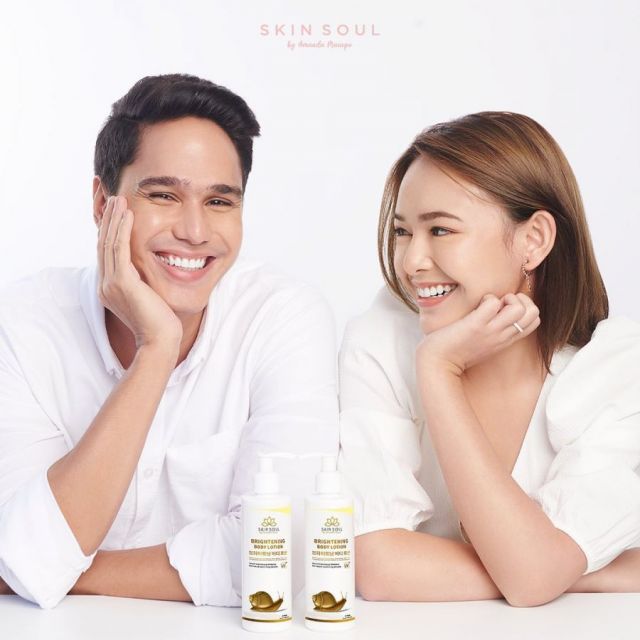 Mischa jadi model produk skincare milik Amanda Manopo