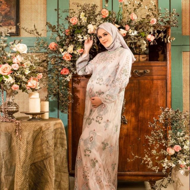 maternity shot cut meyriska