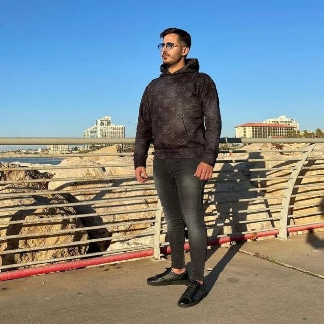 Fesyen Simon Leviev