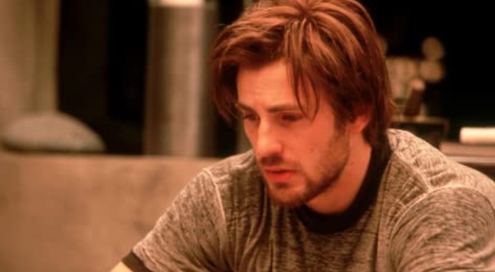 Chris Evans Berperan Sebagai Syd Dalam Film London (2005)